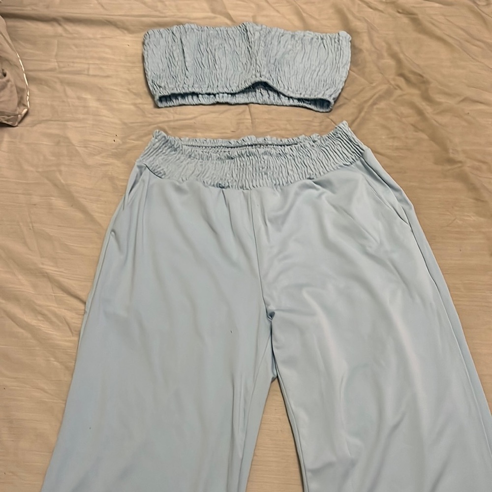 Two piece set